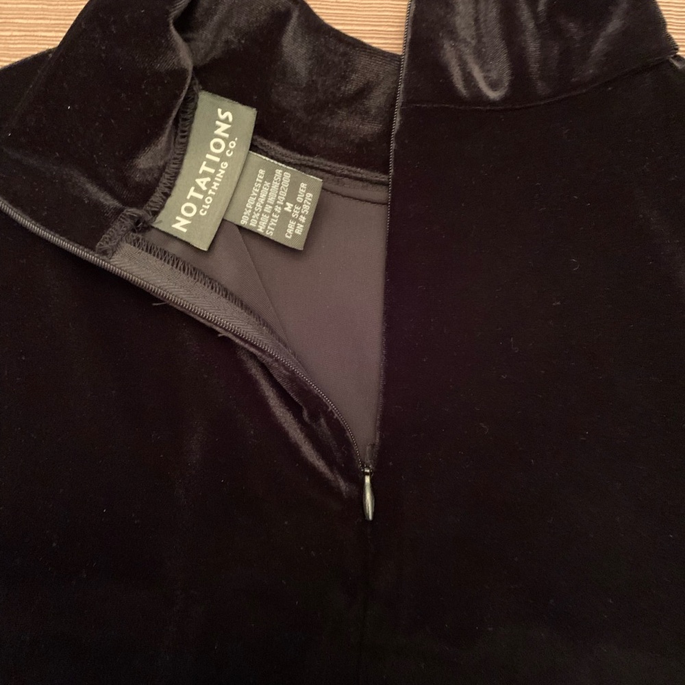 Notations Black Velvet Sleeveless Top Holiday Classic - Picture 6 of 9